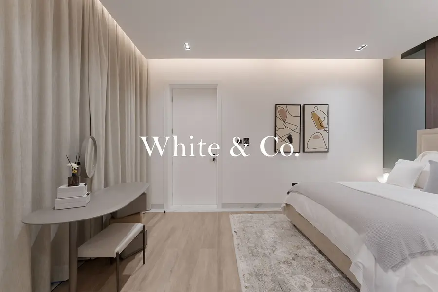 Smart Home | Newly Reno | 5 Beds + Maid