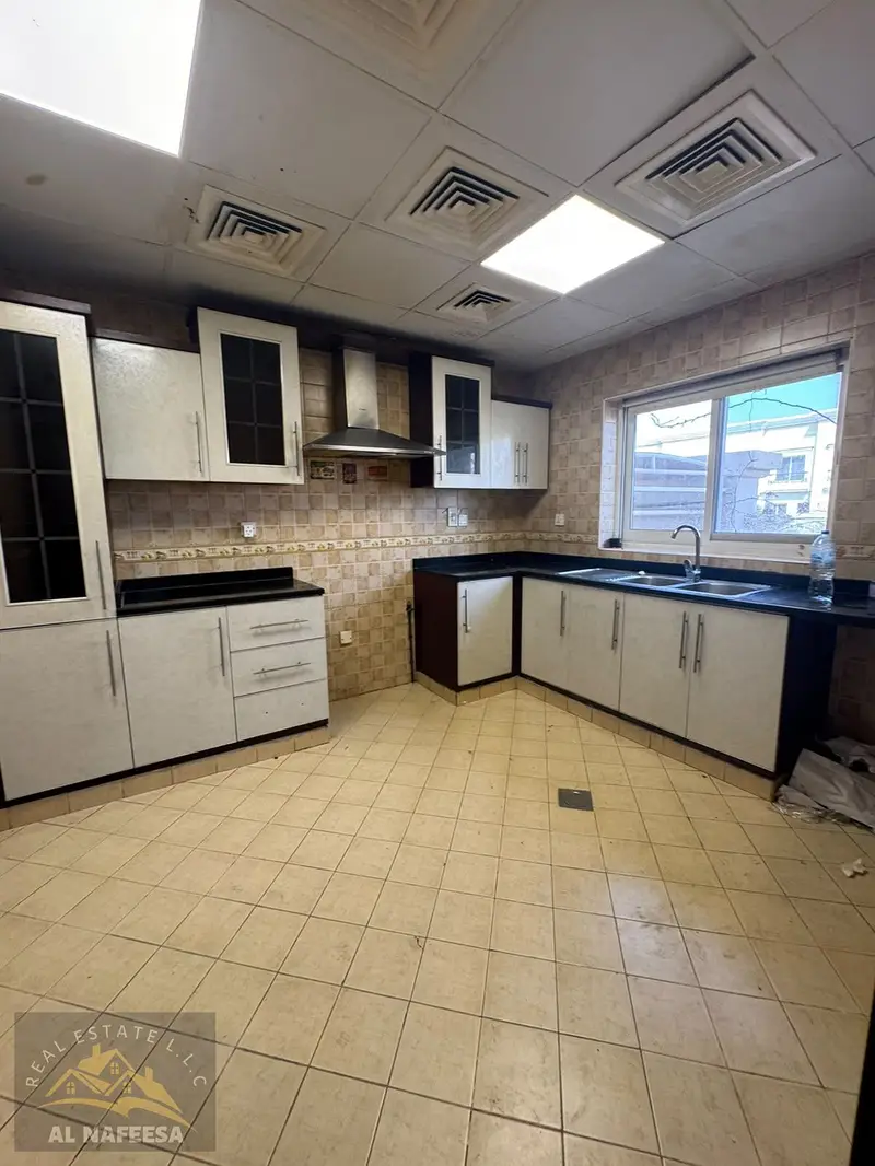 4BR Villa | All Master Bedrooms | TV Lounge | 2 Balconies