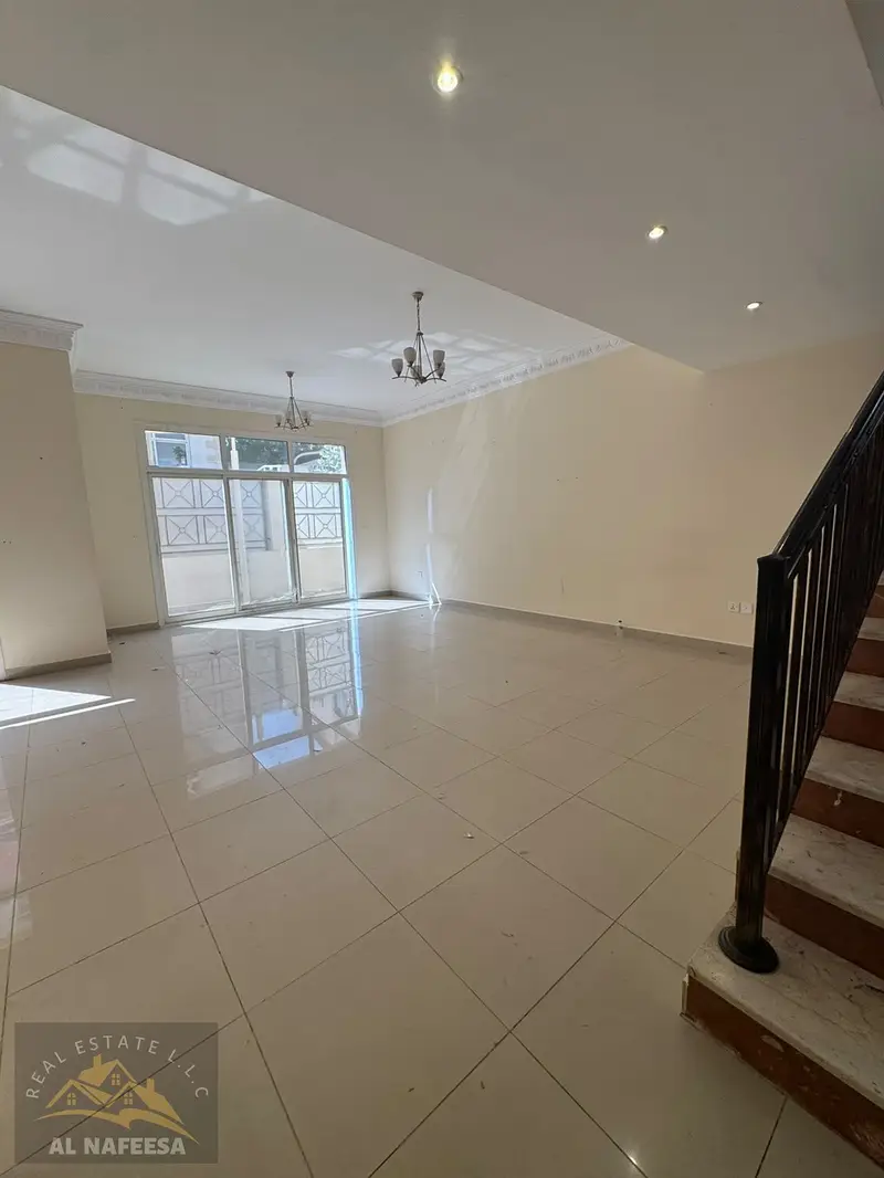 4BR Villa | All Master Bedrooms | TV Lounge | 2 Balconies