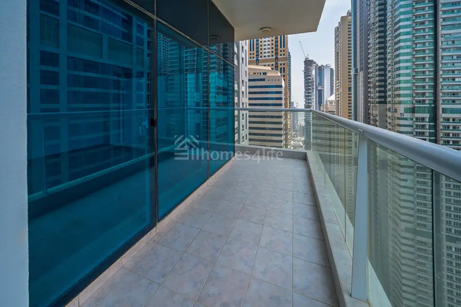 Spacious & Bright | Stunning Partial Marina View