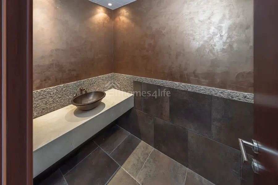 Spacious & Bright | Stunning Partial Marina View