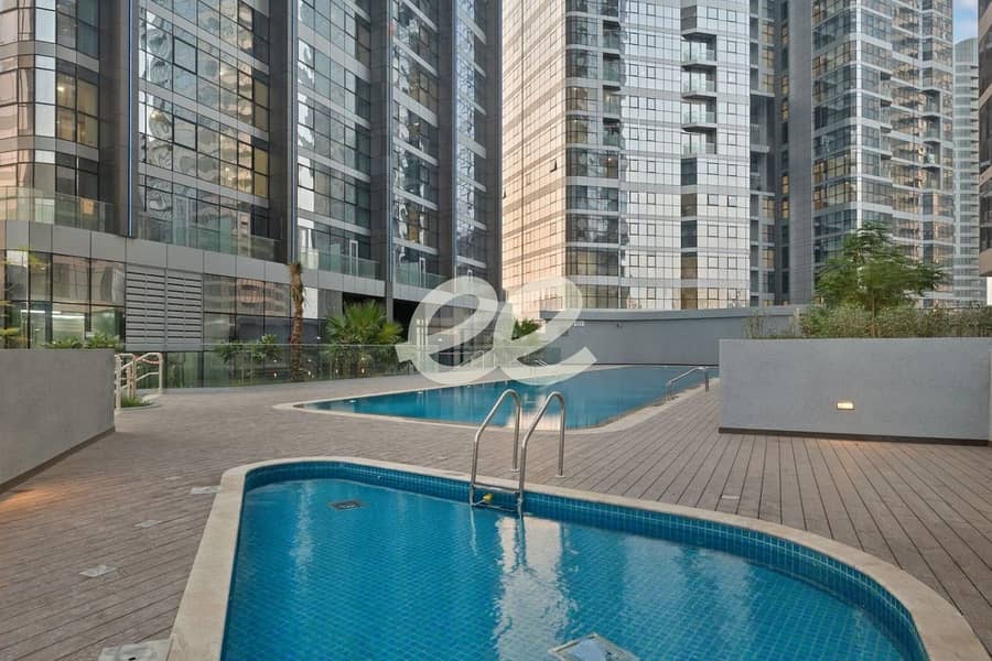 7 RB_pool_02. jpg