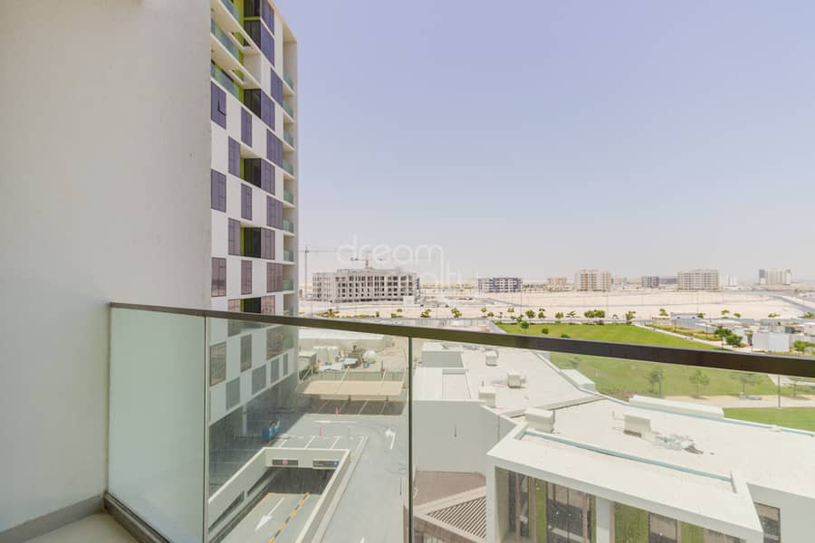 15 DR - Dubai South - The Pulse Boulevard B8 - 308 2BR WB (18 of 20). jpg