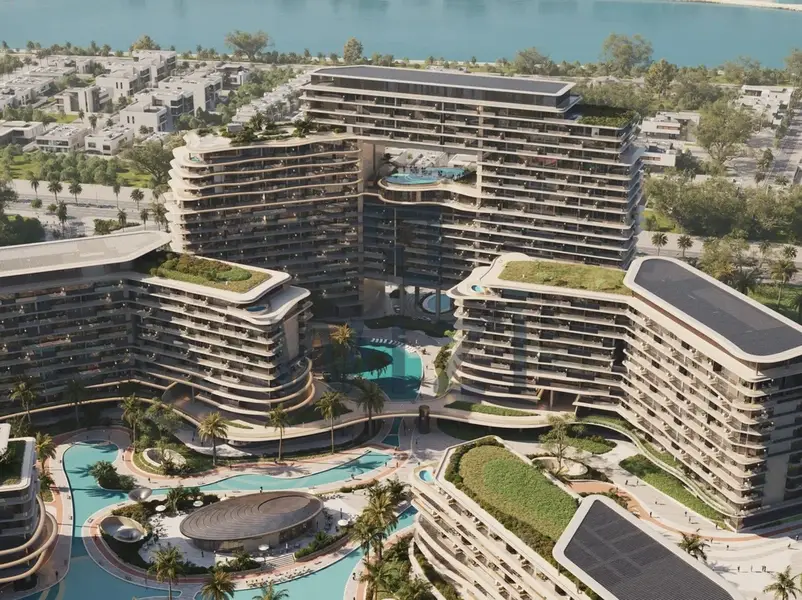 Waterfront Living | Mid Floor | Spacious