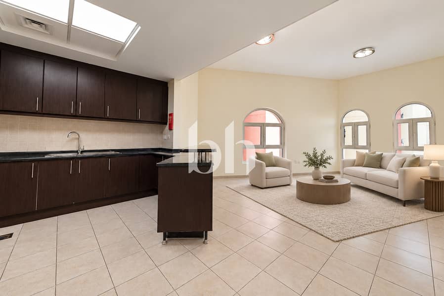 1BR | Mid Floor | Unfurnished | V type | Vacant
