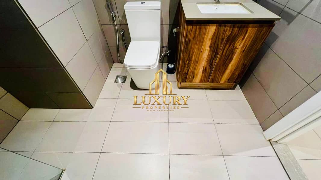 10 LAVISH PARTITIONED STUDO FOR SALE | LUXURY LIFE STYLE | WITH ALL AMENITIES