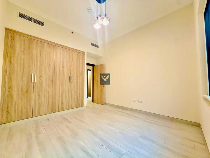CLOSE TO LAMER BEACH | MODERN 2 BEDROOM IN JUMEIRAH 1