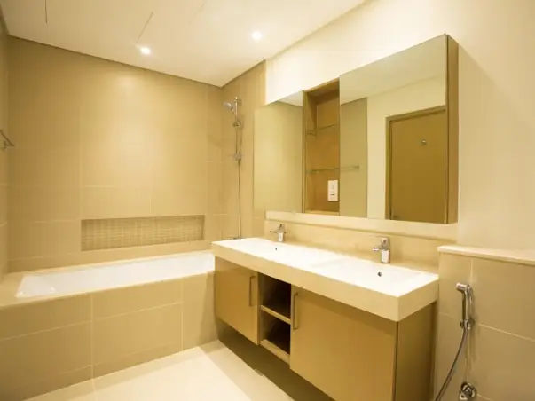 Available I Unfurnished I Perfect View