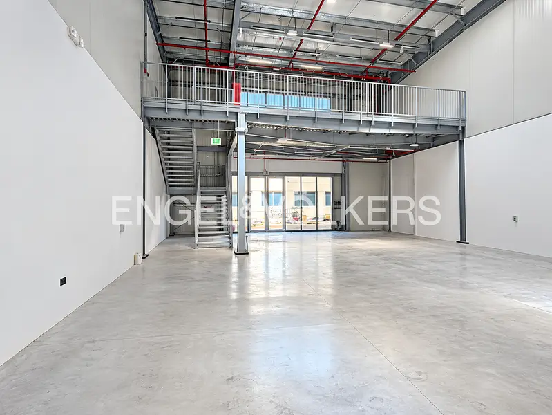 Modern Warehouse | Mezzanine | High Power