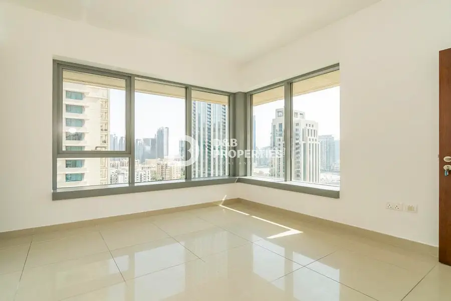 Unfurnished | Downtown View | Spacious Apartment