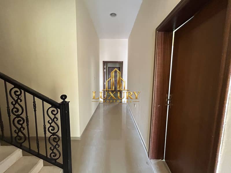 10 Spacious 6BHK Villa + Majlis | 6,000 Sq. Ft. | Private Parking | Hoshi