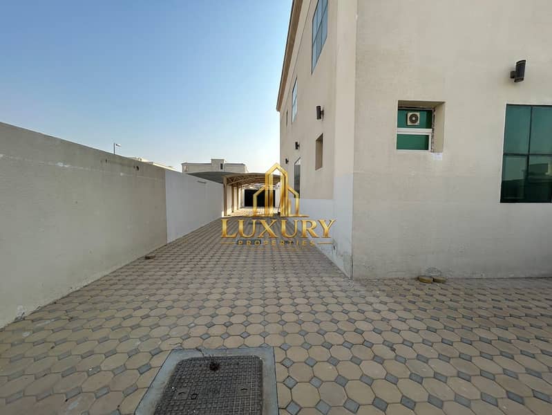 20 Spacious 6BHK Villa + Majlis | 6,000 Sq. Ft. | Private Parking | Hoshi