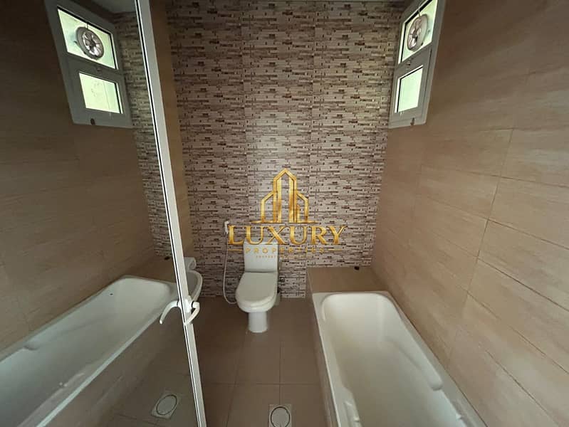 24 Spacious 6BHK Villa + Majlis | 6,000 Sq. Ft. | Private Parking | Hoshi