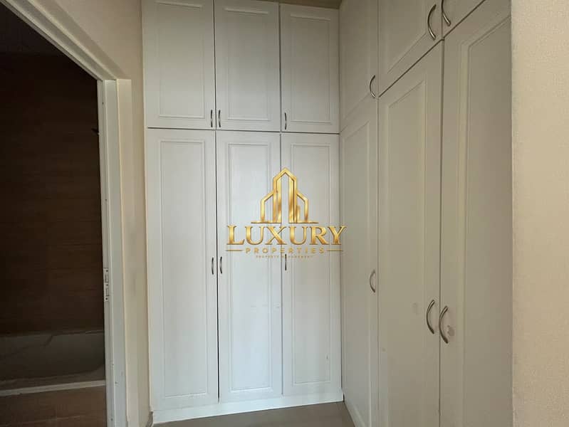 28 Spacious 6BHK Villa + Majlis | 6,000 Sq. Ft. | Private Parking | Hoshi