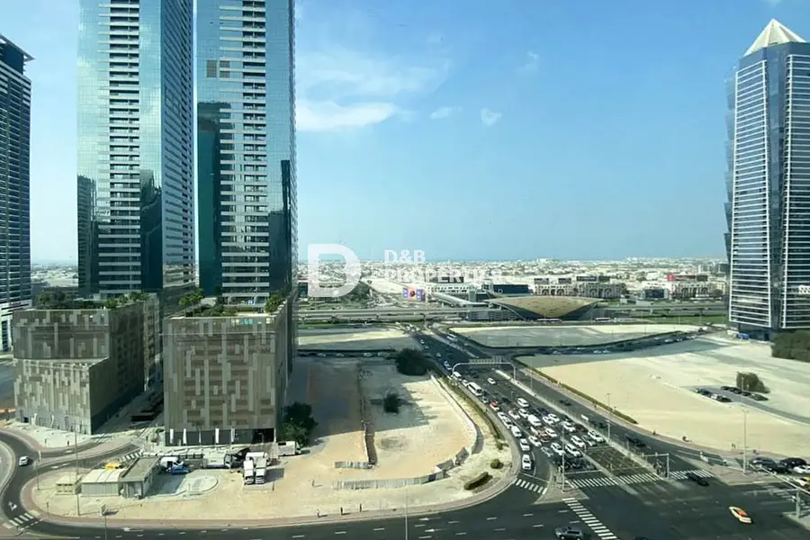 PRIME LOCATION | SPACIOUS | FURNISHED