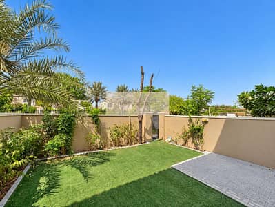 3 Camere Townhouse in affitto a Serena, Dubai - Sunlit garden courtyard showcase. png 3 Camere Townhouse in affitto a Serena, Dubai - Sunlit garden courtyard showcase. png