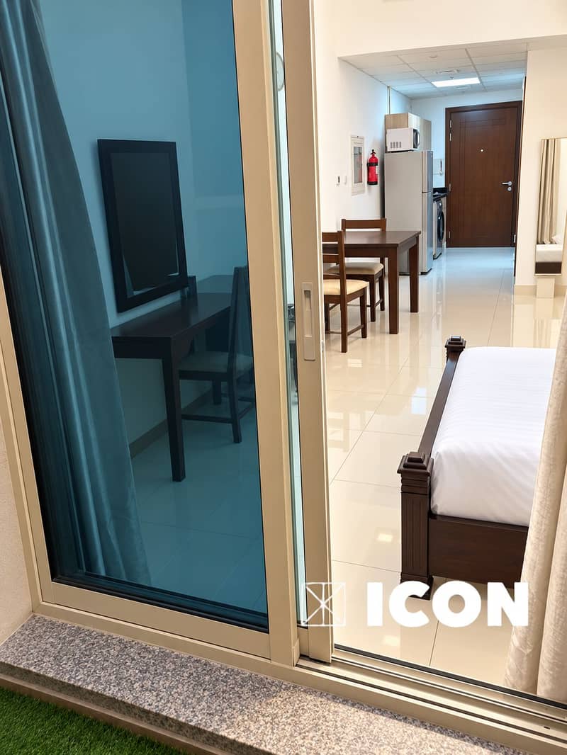 3 Bright Dubai Luxury Apartment Interior. png