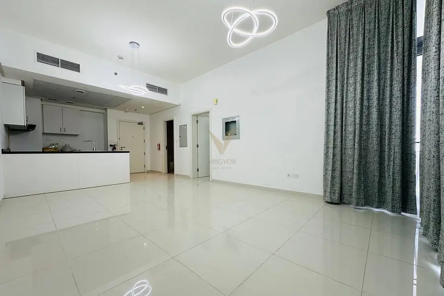 GOLF COMMUNITY | PRIME LOCATION | SPACIOUS 1BR