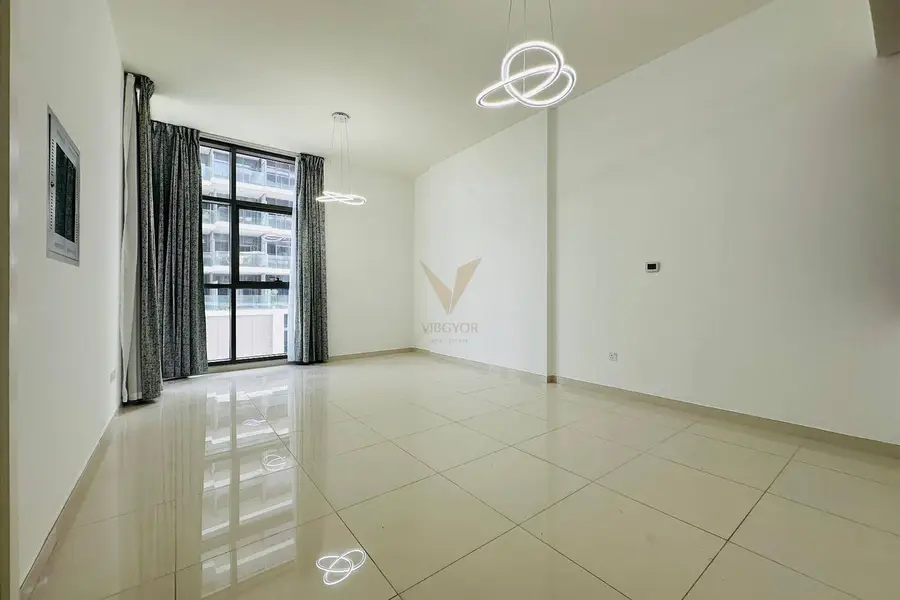 GOLF COMMUNITY | PRIME LOCATION | SPACIOUS 1BR