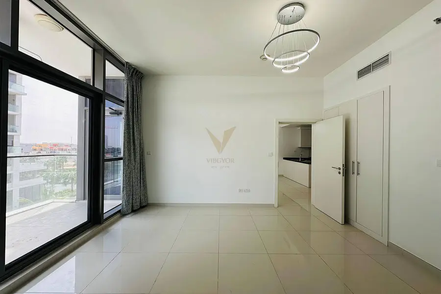 GOLF COMMUNITY | PRIME LOCATION | SPACIOUS 1BR