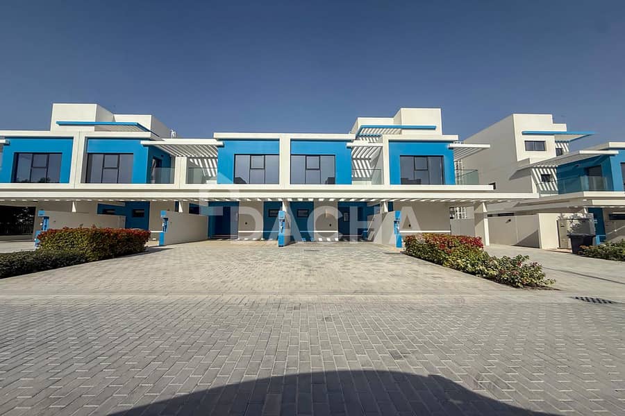 Villetta a schiera a DAMAC Lagoons,Santorini, 5 camere da letto, 210000 AED - 16862423 Villetta a schiera a DAMAC Lagoons,Santorini, 5 camere da letto, 210000 AED - 16862423