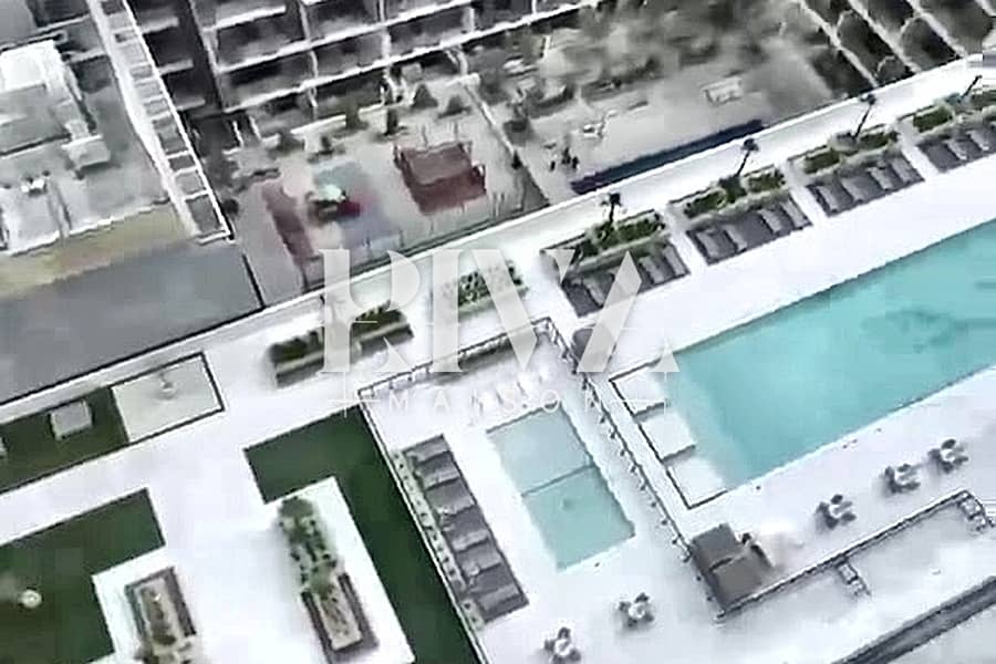 14 RM_LISTING_09_pool_view. jpg