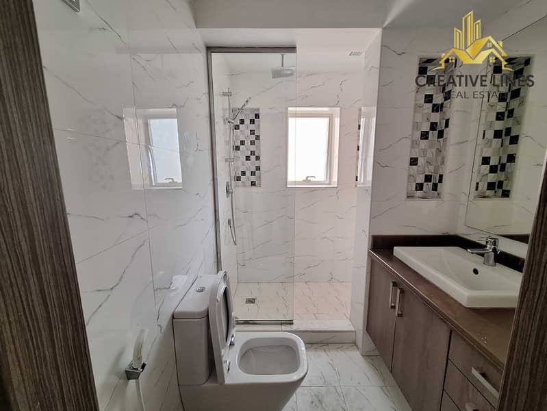 4 566. jpg