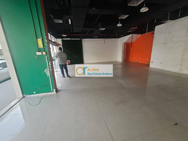 4 0db5abfa-e97f-4fd7-bc2e-e184f75be75d. jpg