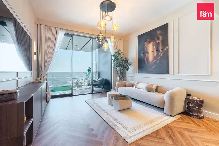 Big Layout| High Floor | Vacant | Fully Furnished