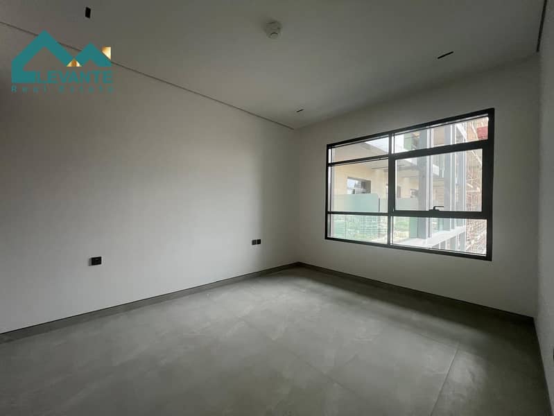 5 Image 5