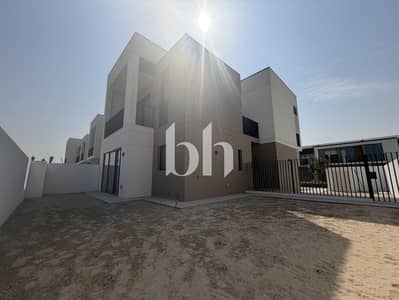 4 habitaciones Townhouse para en Venta en Arabian Ranches 3, Dubai - images image img