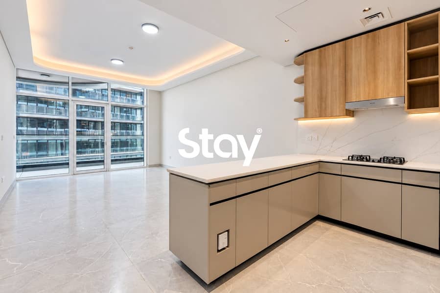 High floor | Golf views | Luxury Amenities High floor | Golf views | Luxury Amenities