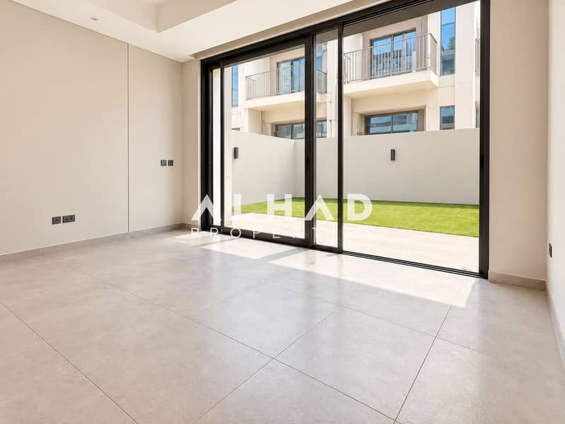 3 Sunlit Minimalist Room with Courtyard Views. png