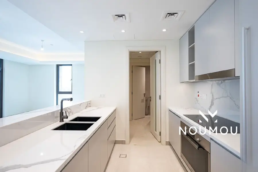 Brand New | Vacant | Community Expert in Prime MJL Location