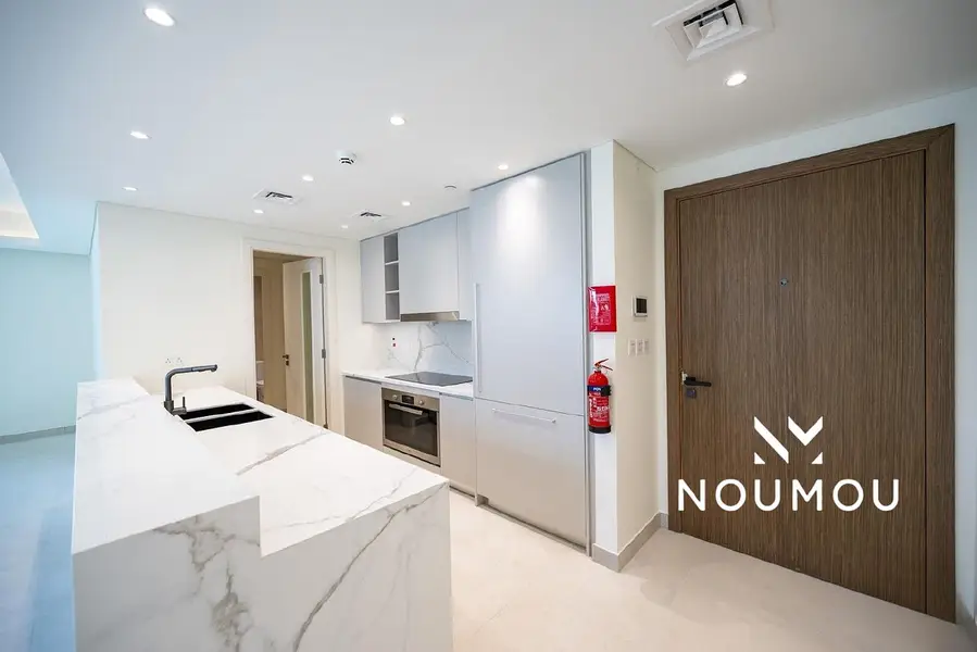 Brand New | Vacant | Community Expert in Prime MJL Location