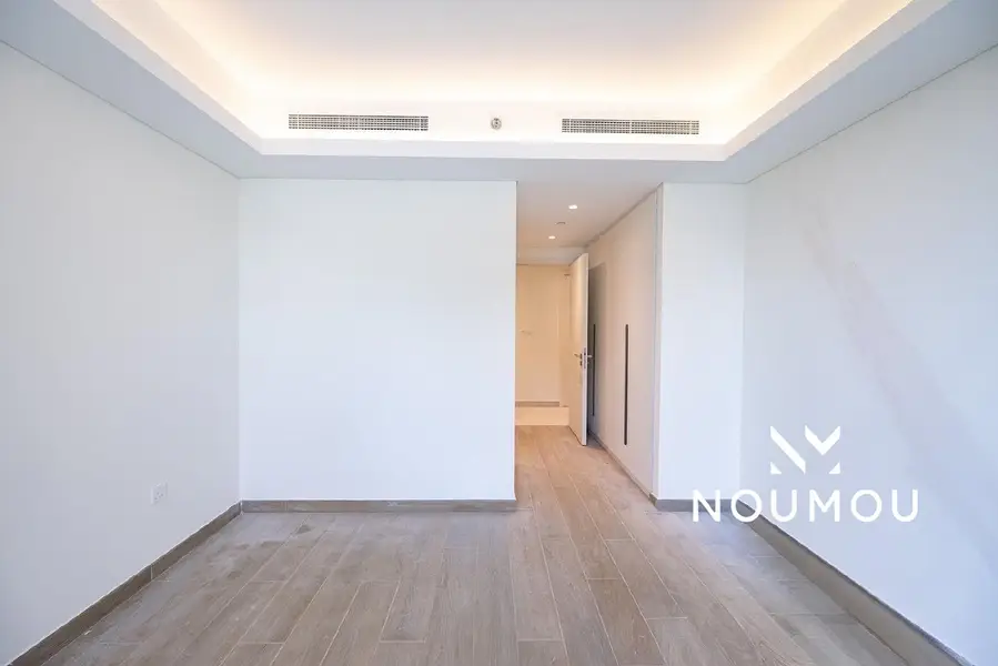 Brand New | Vacant | Community Expert in Prime MJL Location