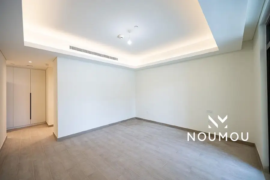Brand New | Vacant | Community Expert in Prime MJL Location