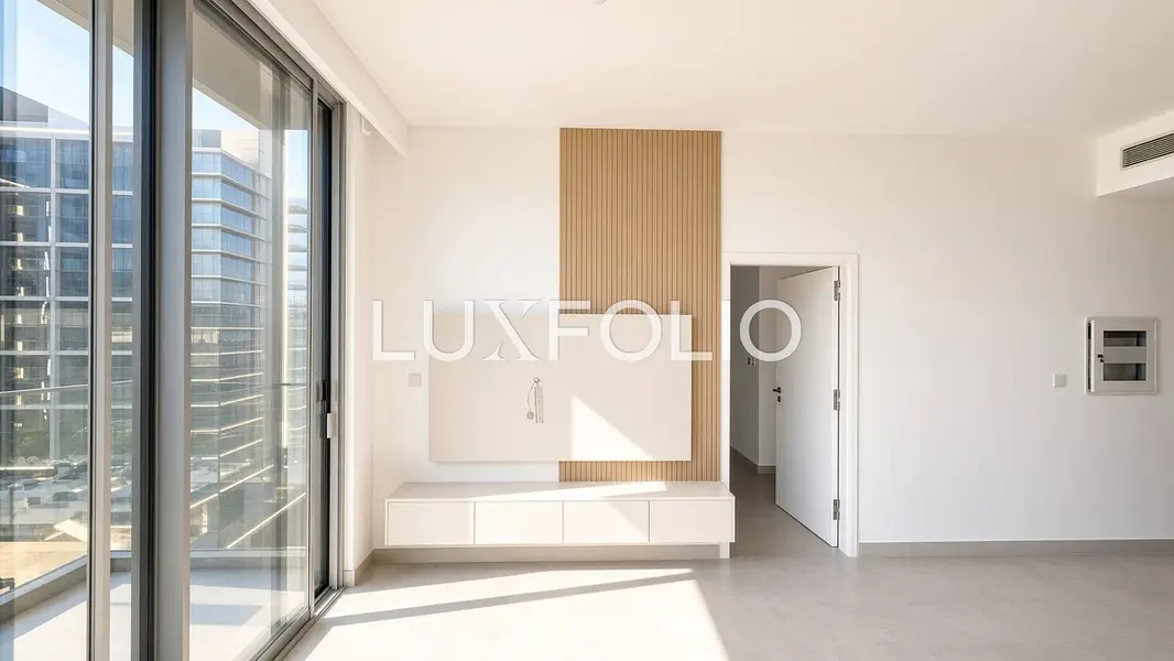 Golf View | Semi-Upgraded | Vacant
