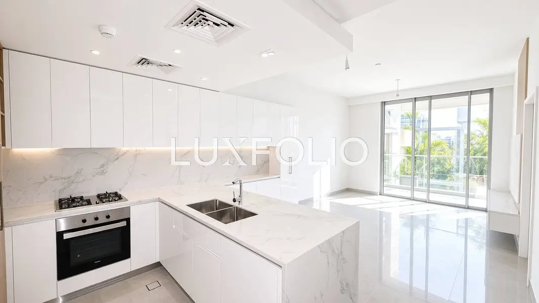 Golf View | Semi-Upgraded | Vacant