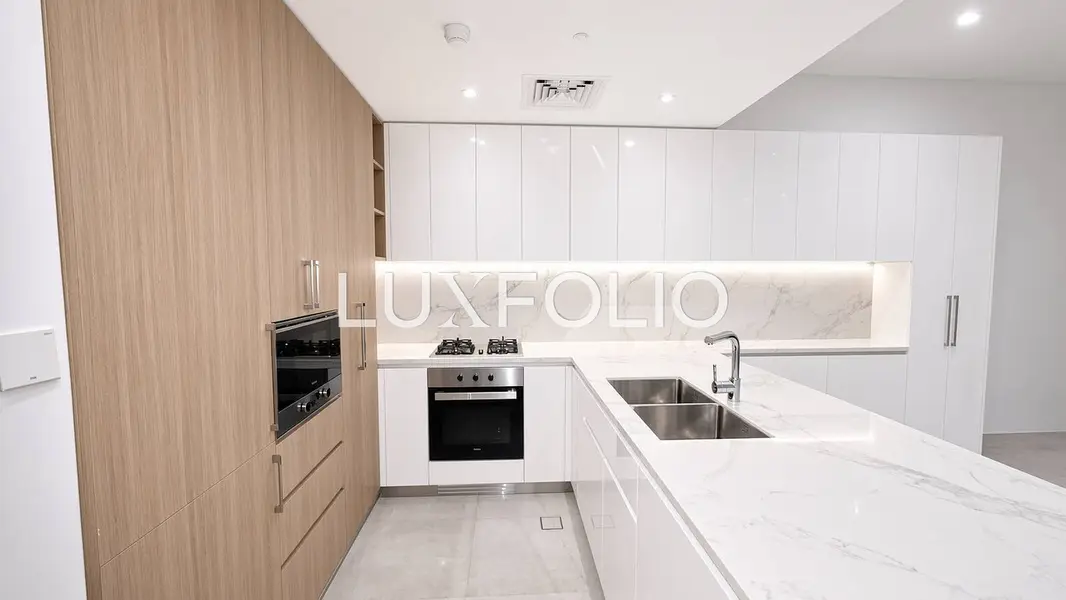 Golf View | Semi-Upgraded | Vacant