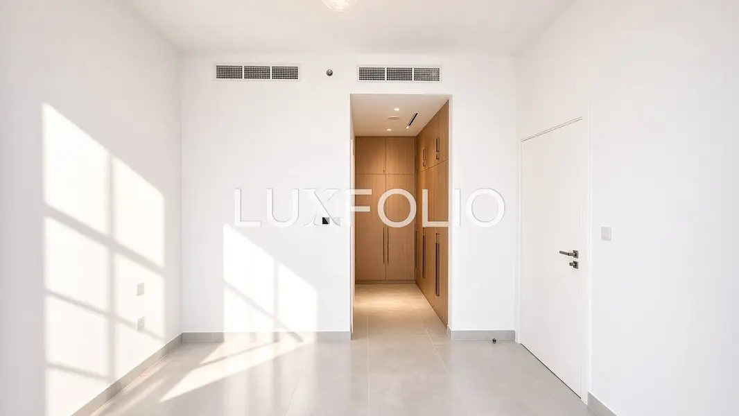 Golf View | Semi-Upgraded | Vacant