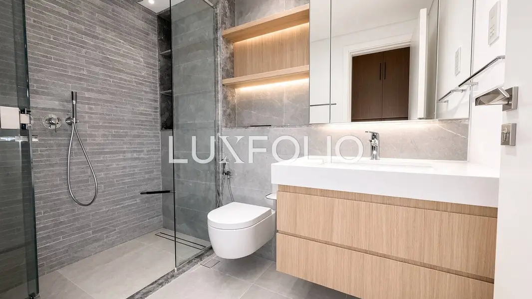 Golf View | Semi-Upgraded | Vacant