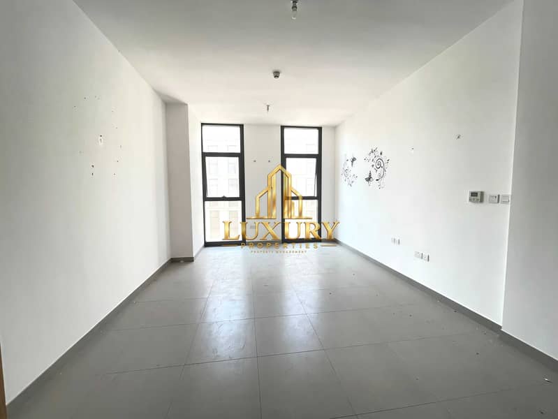 8 Spacious Studio for Rent in Al Mamsha | AED 33,999 | 4 Annual Installments