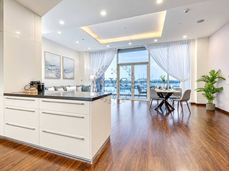3 Luxury Waterfront Open-Plan Interior. png