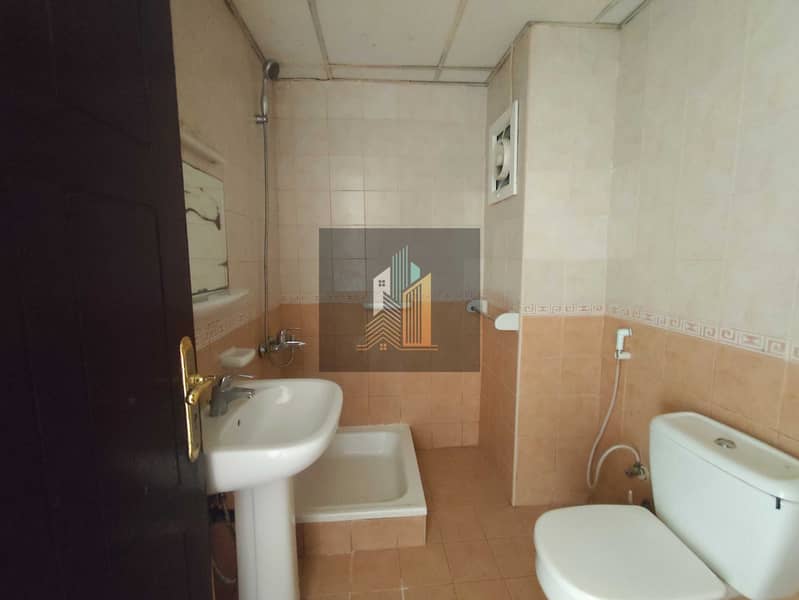 5 112272. jpg