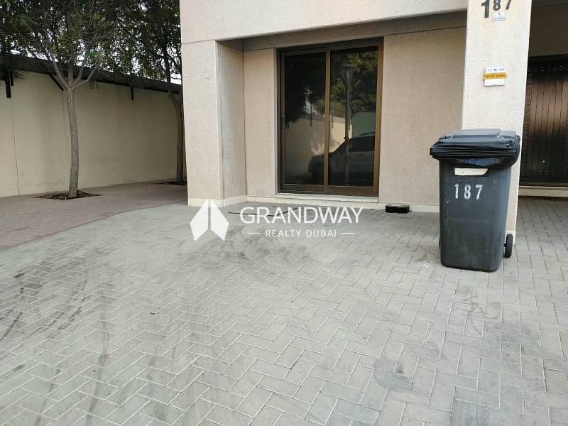 4 Spacious 5BR I TwinsVilla I Great Location — photo 4