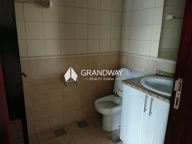 11 Spacious 5BR I TwinsVilla I Great Location — photo 11