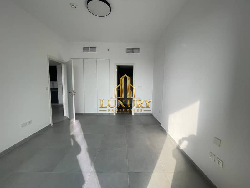 13 Spacious 1BHK with 2 Bathrooms & 2 Balconies | 4 Cheques | 54999 Yearly