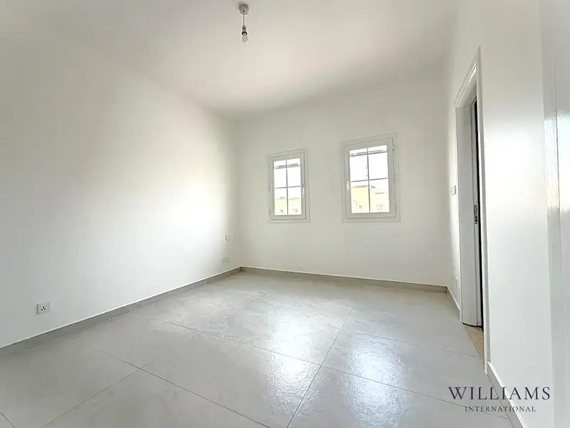 SPRINGS 2 Type 4M | VACANT | FULLY UPGRADED