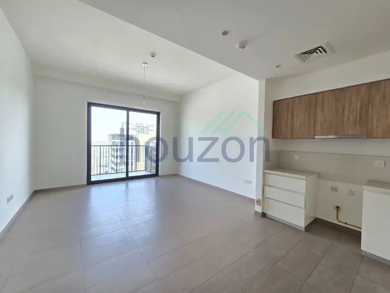 Spacious 1BR | Direct Park Access | Prime Location